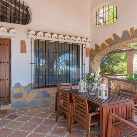 Holiday home Angarillas By Ruralidays